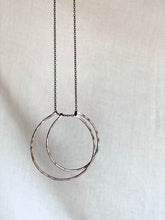 Load image into Gallery viewer, Geometric Silver Long Necklace ✴︎Sphere✴︎L✴︎
